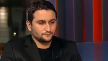 Fostul profesor Octavian Vişan, acuzat de o elevă că ar fi violat-o, a fost condamnat la trei ani şi şase luni de închisoare cu suspendare