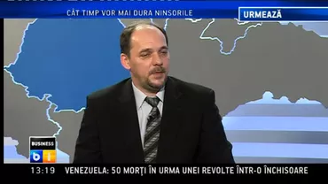 Avionul în care se afla președintele Franței, Francois Hollande, a fost lovit de un fulger, pe drum spre Berlin