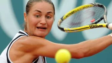 Tenismena Monica Niculescu s-a calificat în sferturi la Shenzhen