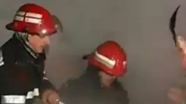 Incendiu la un centru de butelii din Câmpulung Muscel: Un bărbat a ars de viu