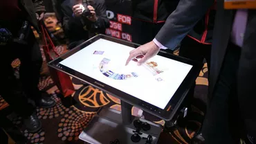 Lenovo prezintă Lenovo IdeaCentre Horizon, un "table Computer" de 27 de inch