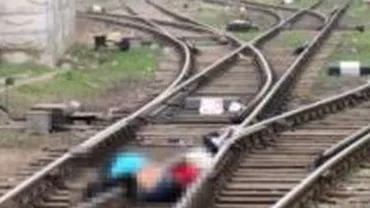 Tragedie în Marsilia: Un cuplu de români și fiica lor au murit loviți de un tren