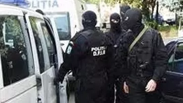 Percheziţii în Mehedinți la suspecţi de evaziune fiscală: Prejudiciu de două milioane de euro