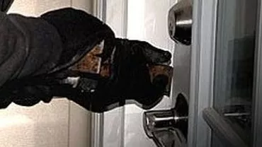 Suceava: Un bărbat, care a comis 12 furturi din locuințe în decursul unei luni, a fost trimis în judecată