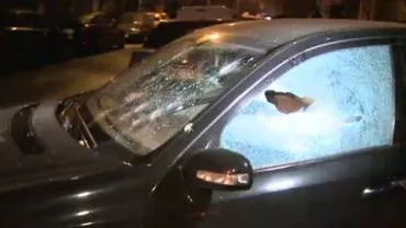 Un glonț, tras de polițiștii din Ilfov spre mașina unui suspect, a ricoșat în parbrizul altui vehicul