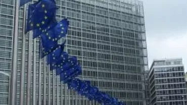 Raportul MCV, prezentat oficial de CE: România ar trebui să facă mai mult pentru statul de drept. Parlamentarii incompatibili să demisioneze
