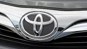 Toyota recheamă în service 1,3 milioane de maşini, din cauza unor probleme la airbag-uri şi ştergătoare