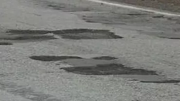 Metoda inedită a Primăriei Iași de a scăpa de gropile din asfalt