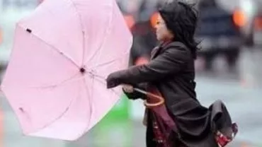 Cod galben de vânt puternic pentru județele Sibiu și Brașov