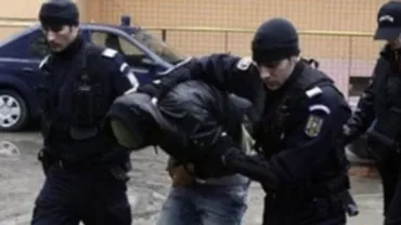 Suspect de tâlhărie cu consecințe deosebit de grave, prins de polițiști după 2 ani