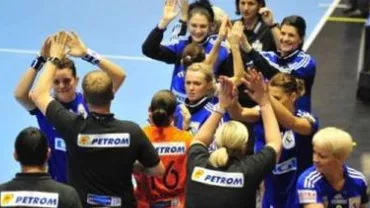 Oltchim Râmnicu Vâlcea, prima victorie în grupa principală a Ligii Campionilor cu scorul de 29 - 25 împotriva celor de la Zvezda Zvenigorod