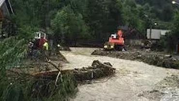 Cod portocaliu de inundații în bazinul Jiului, de marţi până miercuri noapte