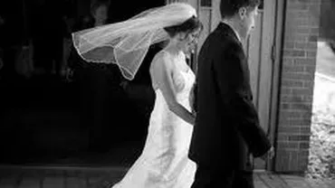 Mitropolitul Ardealului: Am interzis nunțile în mănăstiri din cauza ținutelor indecente ale nuntașilor