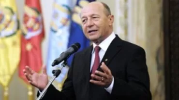 Traian Băsescu se va adresa Parlamentului marţi de la ora 15:00