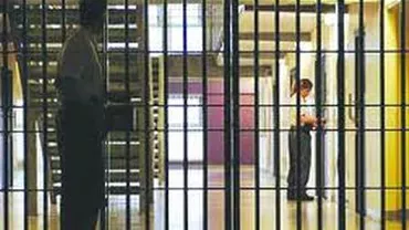 Prahova: Fosta directoare de la Penitenciarul Târgşor, trimisă în judecată pentru înşelăciune şi fals