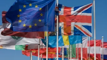 Fitch confirmă ratingul "AAA" al Uniunii Europene, cu perspectivă "stabilă"