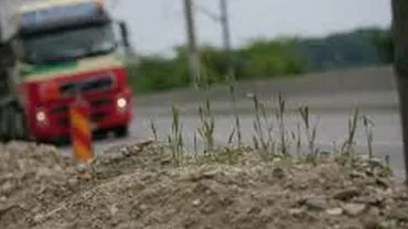 Dâmbovița: Autotren cu 50 de tone de produs petrolier furat, depistat pe un câmp