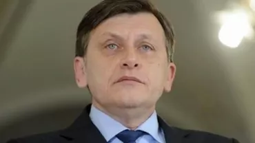 Crin Antonescu: Reacția lui Radu Stroe este sănătoasă, însă nu inițiem suspendarea lui Traian Băsescu