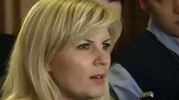 Elena Udrea: Nu voi participa la viitorul BPN, dar voi rămâne în PDL. Nu facem opoziție actualei conduceri, ci USL-ului