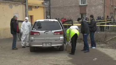 Hunedoara: Un copil de doar patru ani și-a găsit ambii părinți morți în casă