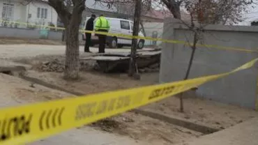 Hunedoara: Cadavrele a două femei, găsite în locuința pe care o împărțeau. Cele două victime erau mamă și fiică