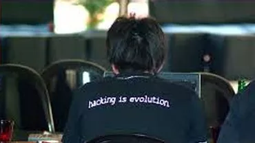 Iași: Tânăr de 19 ani, arestat preventiv după ce a obţinut ilegal datele de conectare a peste 50.000 de utilizatori de site-uri