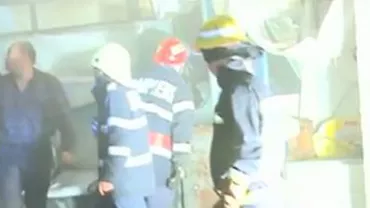 București: Un magazin din zona Piața Iancului a fost mistuit de un incendiu (VIDEO)