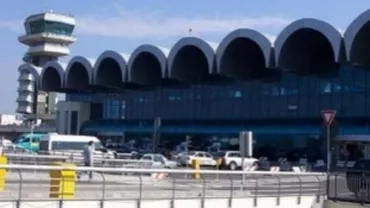 Pasagerii de pe Aeroportul Otopeni îşi vor putea comanda taxiuri prin touch screen