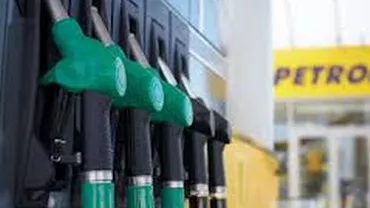 Petrom scade prețul unui litru de carburant cu 7 bani
