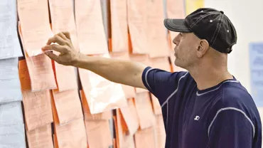 UE vrea să extindă perioada în care emigranții pot primi ajutoare de șomaj de la țara de origine