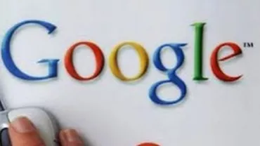 Acţiunile Google au depăşit pentru prima oară nivelul de 900 de dolari pe unitate