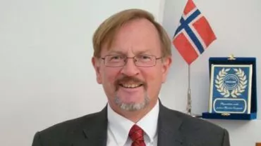Ambasadorul Norvegiei, Øystein Hovdkinn, decorat de Traian Băsescu cu Ordinul Național ”Pentru Merit” în grad de Mare Cruce