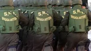 Doi cetățeni arabi suspectați de terorism au fost expulzați din România