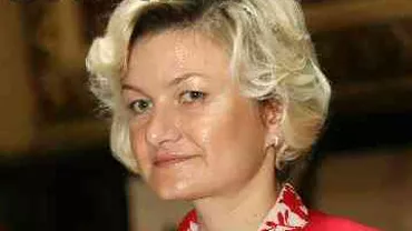 Andra Râşnoveanu, condamnată definitiv în dosarul ANL, a revenit în ţară şi s-a predat