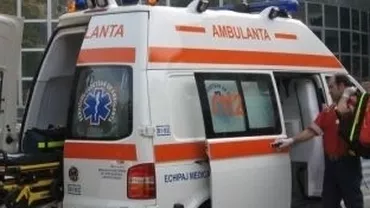 Trafic blocat pe Valea Oltului, după ce un TIR s-a răsturnat: Două persoane sunt încarcerate