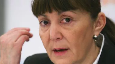 Macovei: Este o greșeală să-ți sancționezi membrii exclusiv pentru opinii, fie și doar critice