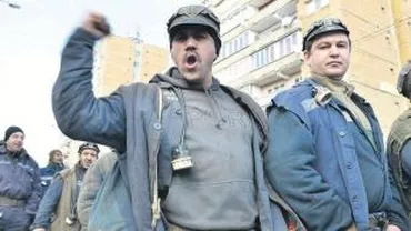 Mii de mineri protestează joi în Târgu Jiu: Directorul CE Oltenia îi amenință pe manifestanți cu disponibilizări