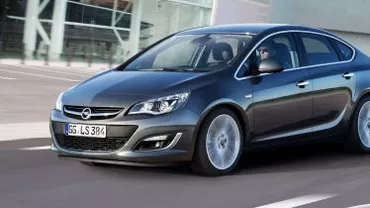 Opel Astra Sedan cu motorul turbo pe benzină de 1,4 litri este cea mai solicitată versiune de pe piața românească