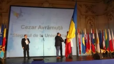 Stegarul dac de la Universitate s-a săturat de USL: "Este cazul să-i dăm afară și pe ăștia"