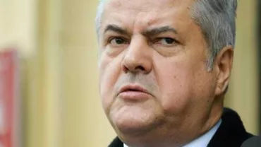 Judecarea recursului din dosarul Zambaccian, amânată până în septembrie: Năstase a cerut recuzarea unei judecătoare