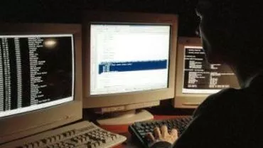 Cum arată cel mai subțire hard disk din lume (FOTO)
