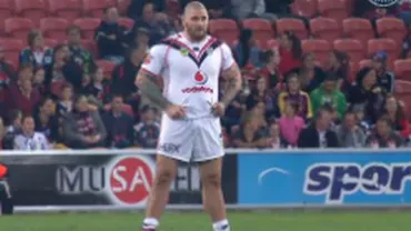 Un rugbist neo zeelandez a urinat pe gazon, în timpul unei partide (VIDEO)