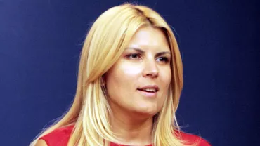 Elena Udrea: În timp ce alte țări au constituții simple, la noi trebuie scris și ce au voie să mănânce parlamentarii