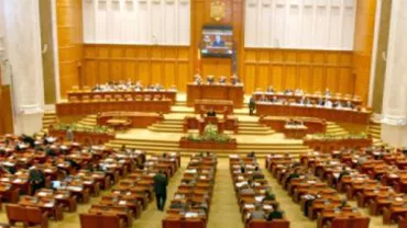 Noua Constituție: Președintele statului nu mai are dreptul să ceară urmărirea penală a membrilor Guvernului