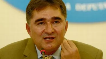 Ioan Ghișe (PNL): Premierul Victor Ponta ar trebui să demisioneze. Coabitează reprezentații serviciilor secrete