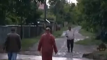 Ploile torențiale au făcut ravagii în aproape toată țara: Mai multe străzi și hectare agricole au fost inundate (VIDEO)