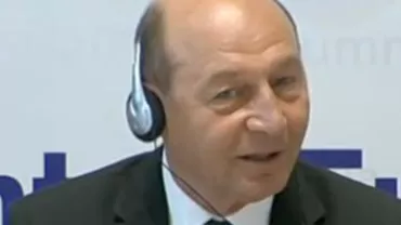 Traian Băsescu, la Bratislava: România are nevoie de programe regionale importante (VIDEO)
