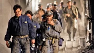 Hunedoara: Minerii de la Lonea au ieșit din subteran și s-au arătat dispuși la negocieri