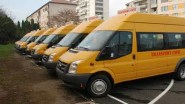 Ministerul Educației vrea să cumpere 800 de microbuze pentru copiii din zonele rurale: Achiziția are o valoare de 31 milioane euro