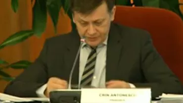 Proiectul de revizuire a Constituției a fost adoptat de Comisia de specialitate și urmează să fie trimis Consiliului Legislativ